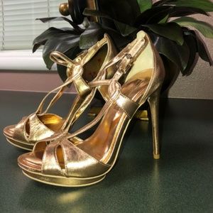 PRICE DROP❣️BCBG - Women's Heels